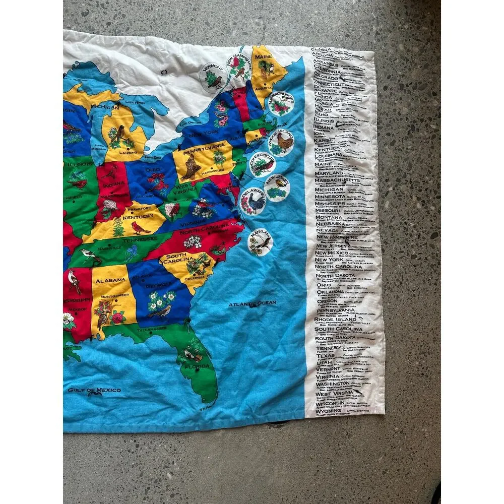 Vintage USA Map State Flowers & Birds Novelty Fabric Wall Hanging
